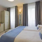 Hotel Western Au Trocadéro Parigi