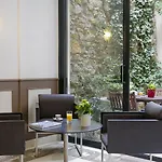 Western Au Trocadéro Hotel