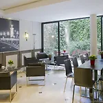 Hotel Western Au Trocadéro 3*