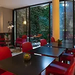 Western Au Trocadéro 3*