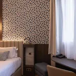 Western Au Trocadéro Hotel