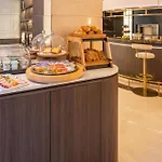 Western Au Trocadéro Hotel 3*