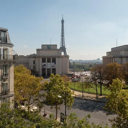 Western Au Trocadero Hotel 3*