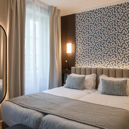 Western Au Trocadero Hotel