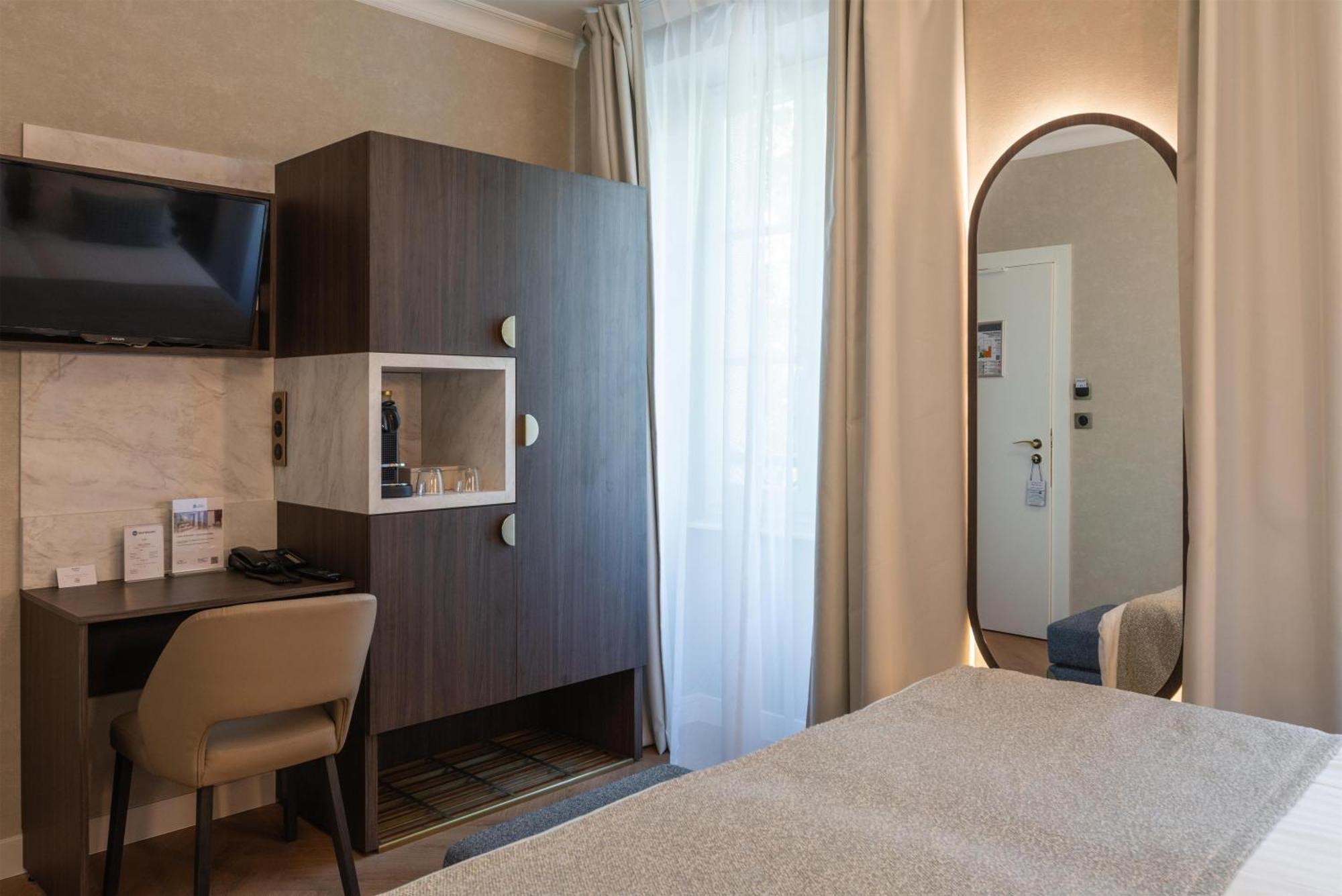 Western Au Trocadéro 3*