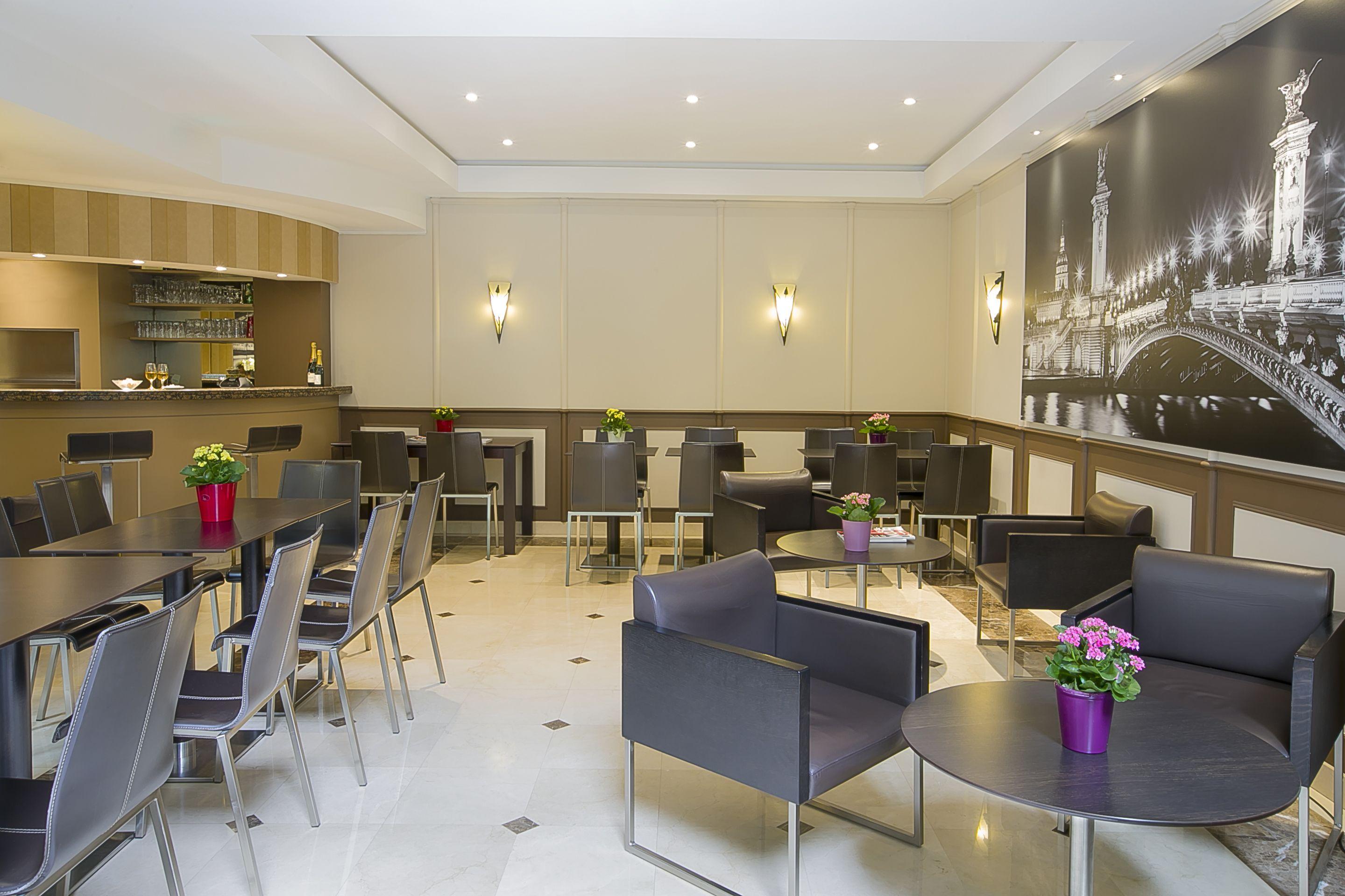 Western Au Trocadéro Hotel