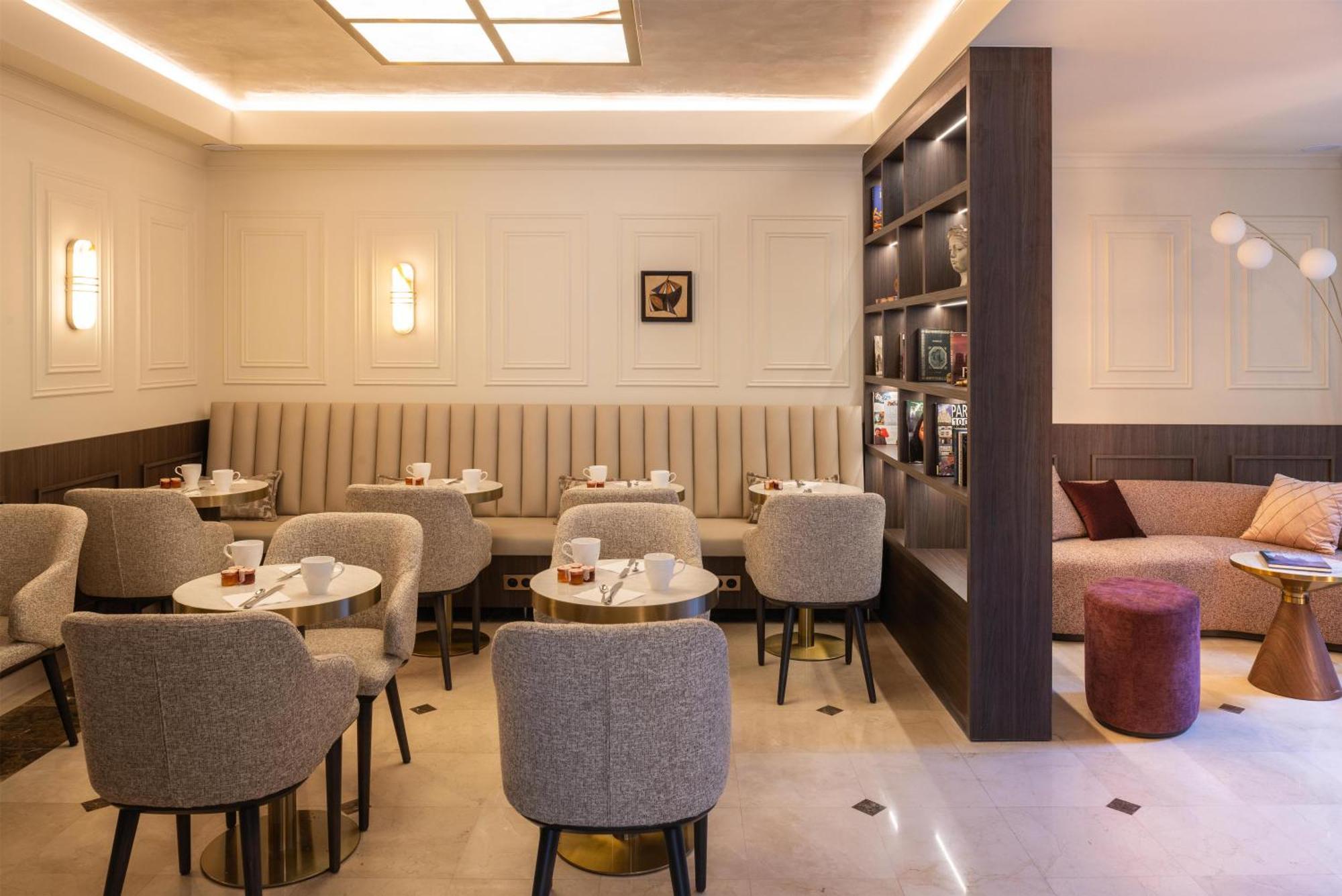 Western Au Trocadéro Parigi